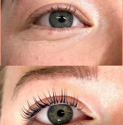 4 - Pomstar Hair Salon