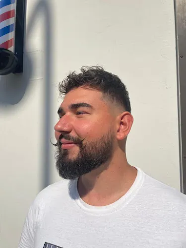 6 - Pracownia fryzjersko-kosmetyczna Agnieszka