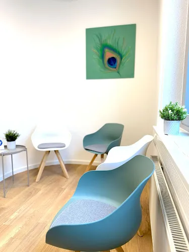 2 - Praxis Dr. med. Alexander Pfähler und Dr. med. Christina Renz