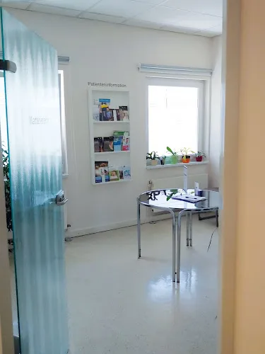 4 - Praxis Dr. med. Ines Vöckler und Dr. med. Sina Bernsdorf