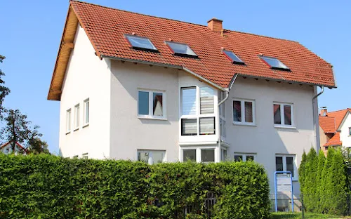 2 - Praxis Dr. med. Yvette Hillner