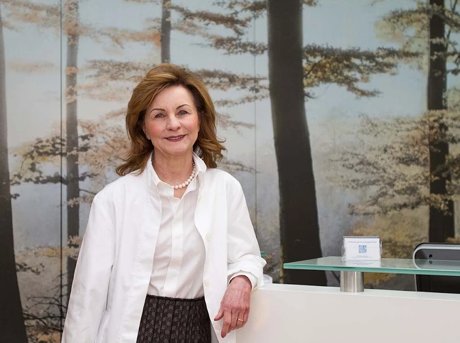 1 - Praxis Evangelos Zinonidis