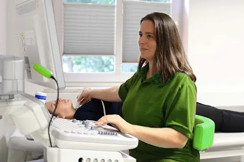 1 - Praxis für Allgemeinmedizin Herr Dr. Domeniko Orosz