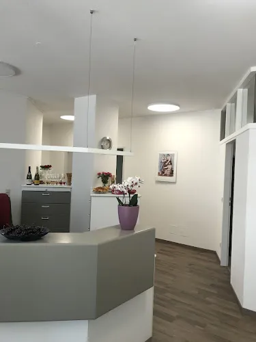 2 - Praxis für Allgemeinmedizin Larissa Giebelhaus