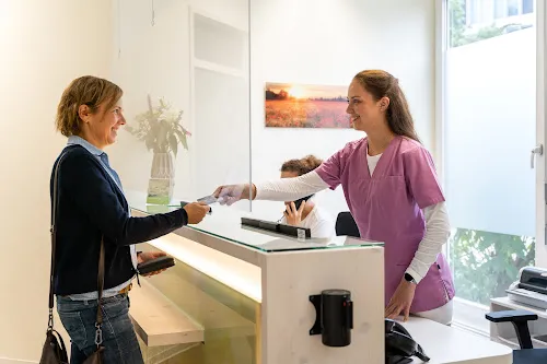 8 - Praxis Polina Kromm