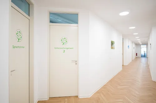 3 - Praxis Polina Kromm