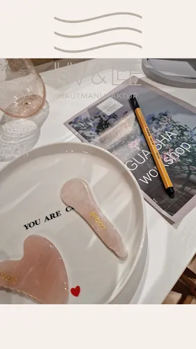 7 - Pro Beauty by Evi Miller