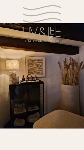 5 - Pro Beauty by Evi Miller