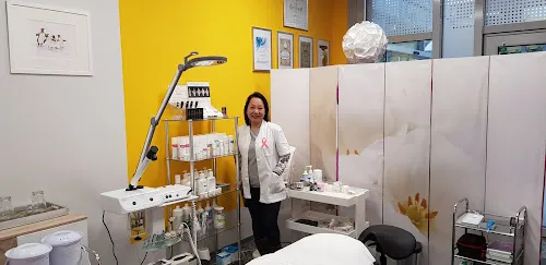 4 - Pro Hair Care | Friseur in Frankfurt