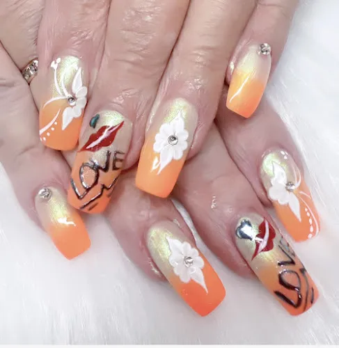 4 - Pro Nails & Beauty