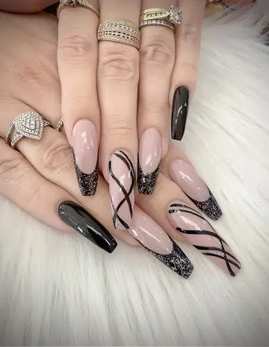 7 - Pro Nails & Beauty