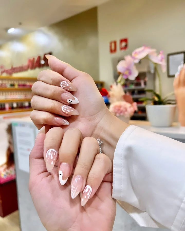 1 - Professionail (Adelaide city)