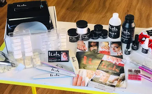 7 - Professional Nails & Beauty