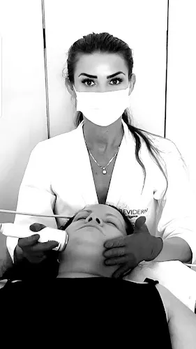 8 - ProfiLine Med Cosmetics