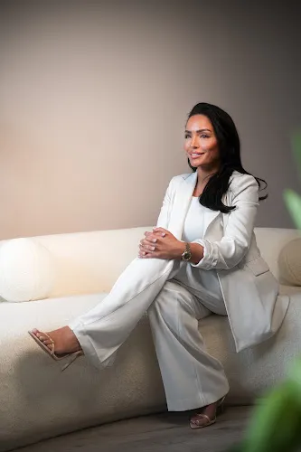 2 - Pure Cosmetics by manolya arici