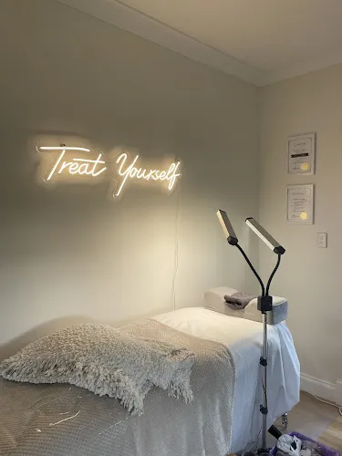 5 - Pure Elegance Beauty