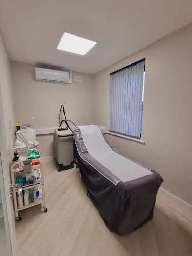 6 - Puspa Beauty Threading Center