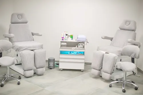 2 - Queen Beauty Salon - Bonn