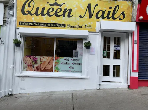 8 - Queen Nails