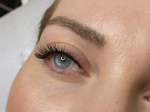 8 - QueenB Nagelstudio Herborn