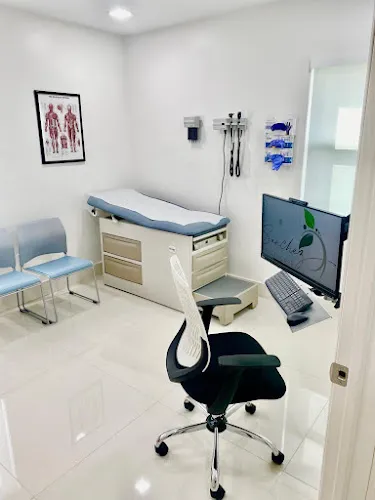 4 - Rafael Abreu, MD