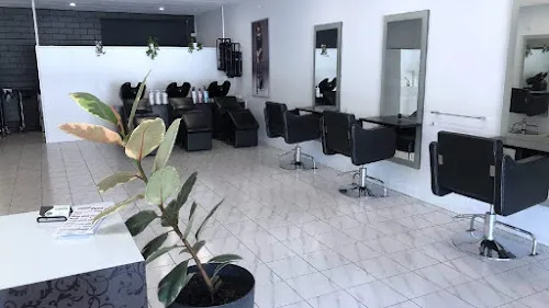 3 - Rainbow Nails Lennox Head