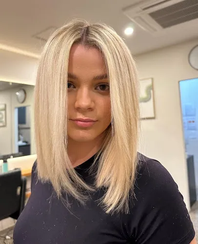 8 - Rainbow Nails Lennox Head