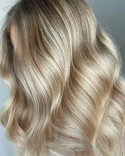 8 - Rainbow Nails Toowoomba