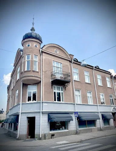 2 - Rania Beauty Salong