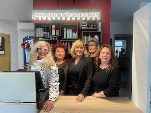 7 - Rapunzel Friseur