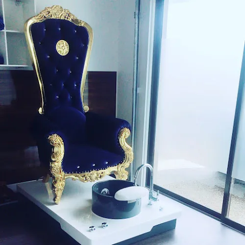 2 - Rashmi Beauty Studio