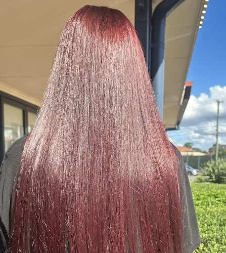 4 - Rave Studio for Hair