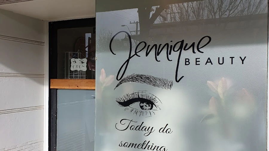 1 - Raven hair & body yass