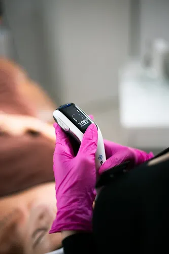 3 - Razor Artist Barbershop