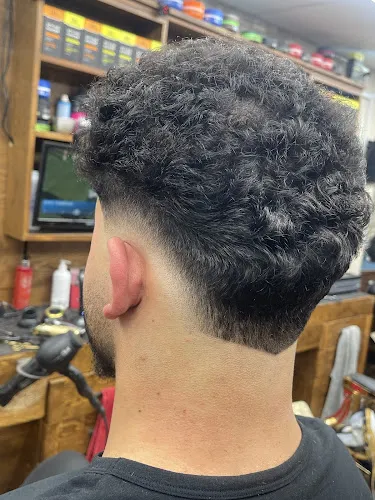 1 - Razor King Barbershop Devizes