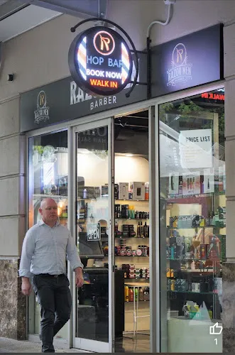 2 - Razor Men Barbershop Albert st