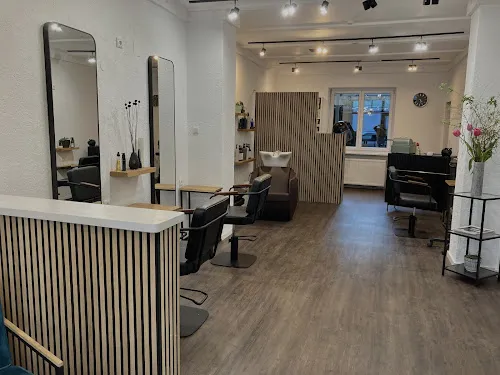 2 - Rebecca. hair&art