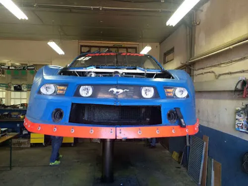 2 - Reifen Profi Bernhard Wessling