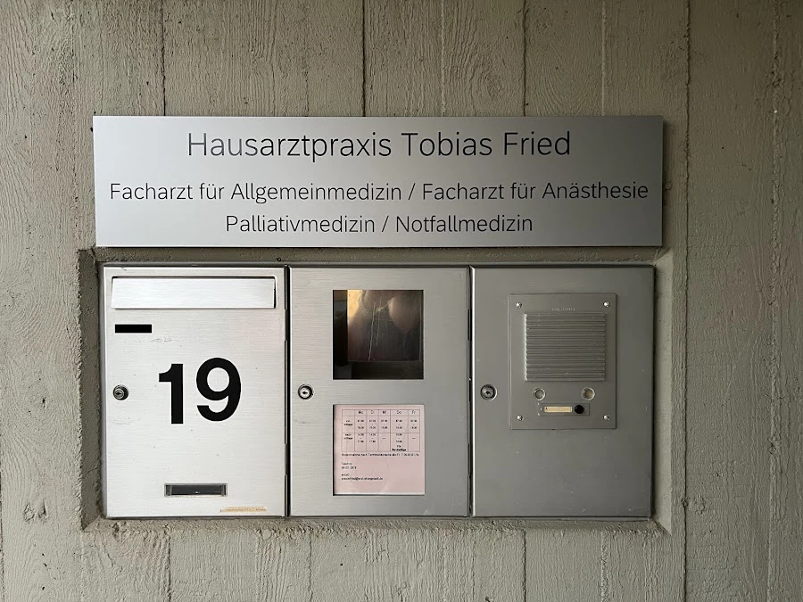 1 - Reinhard Fahr Facharzt für Allgemeinmedizin