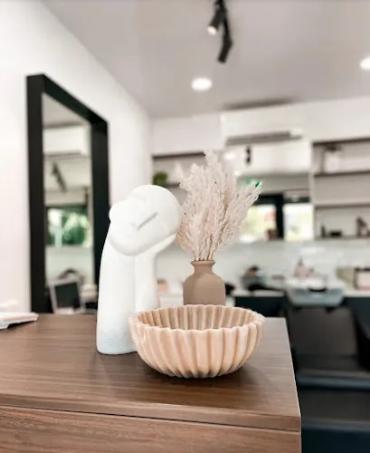 2 - Relax Nail Dakabin