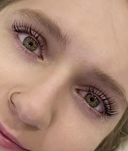 3 - Rerooted Hair Design & Aesthetics