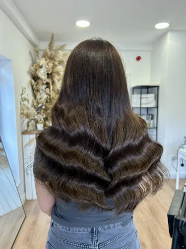 5 - Rerooted Hair Design & Aesthetics