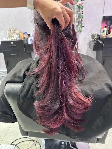 2 - Ri Nails Oldbury