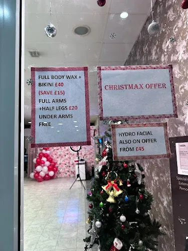 3 - Ri Nails Oldbury