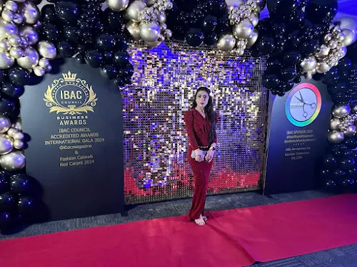 4 - Ri Nails Oldbury