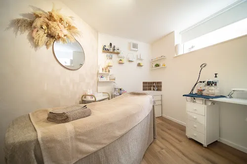 3 - Richard Hair & Beauty