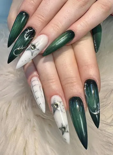 8 - Rickyna Hair Salon Cabra