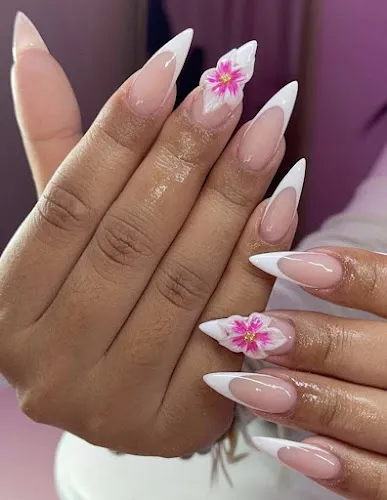 4 - Rickyna Hair Salon Cabra