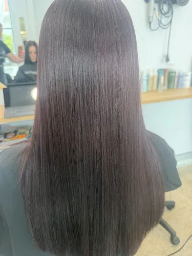 3 - Ridana Nail Shop