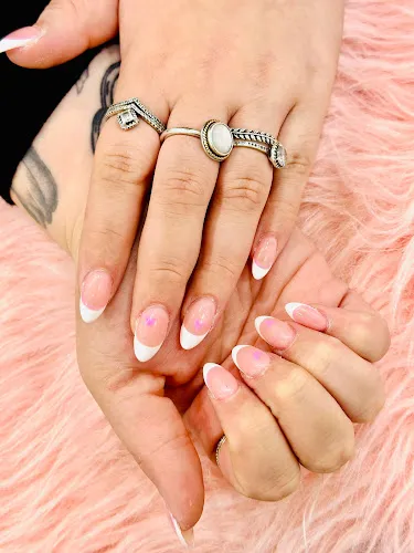 6 - Rimz Nail Artistry